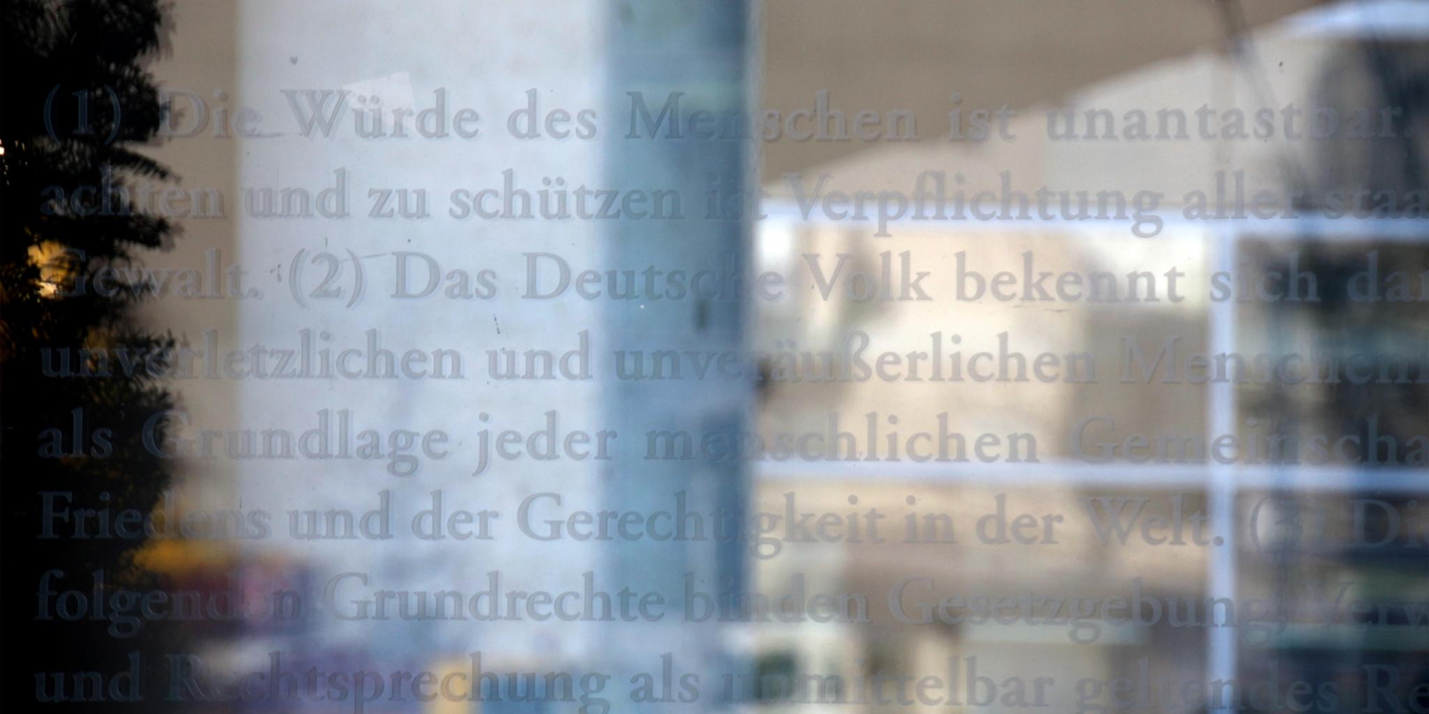 momentum-Vielfaltcafé anlässlich des Jubiläums '77 Jahre Grundgesetz'