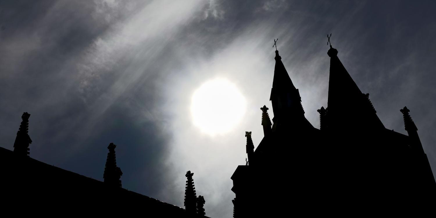 Gesprächsabend 'Braucht die Welt die Kirche?' am 18.06.2026 im momentum