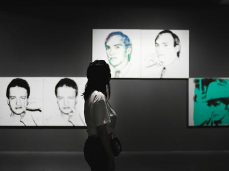 momentum-Fahrt zur Ausstellung 'Andy Warhol. Ikonen' am 16.09.2026 (c) Mingjun Liu / Unsplash momentum-Fahrt zur Ausstellung 'Andy Warhol. Ikonen' am 16.09.2026